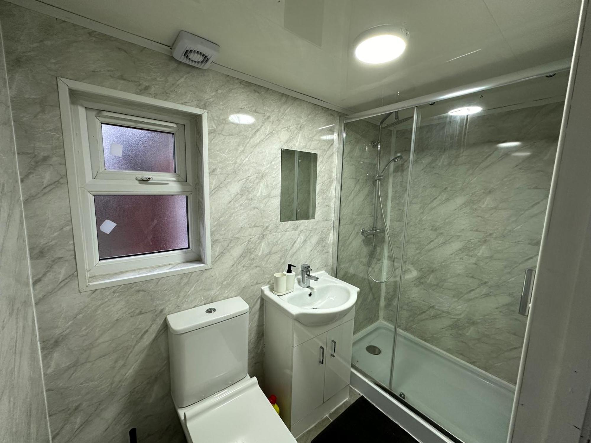 Stratford Guesthouse 런던 외부 사진